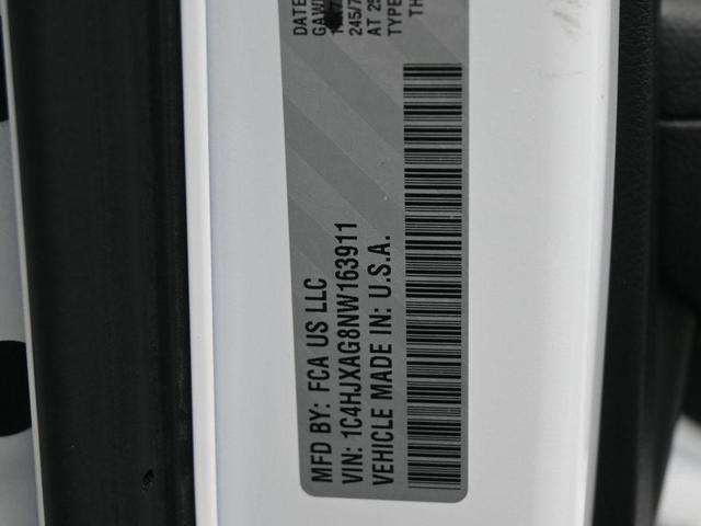Photo of 2022 Bright White Clearcoat Jeep Wrangler