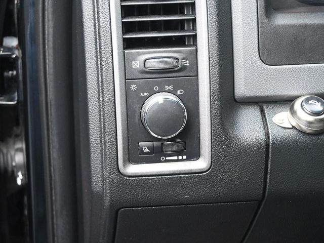 Photo of 2015 Black Clearcoat RAM 1500