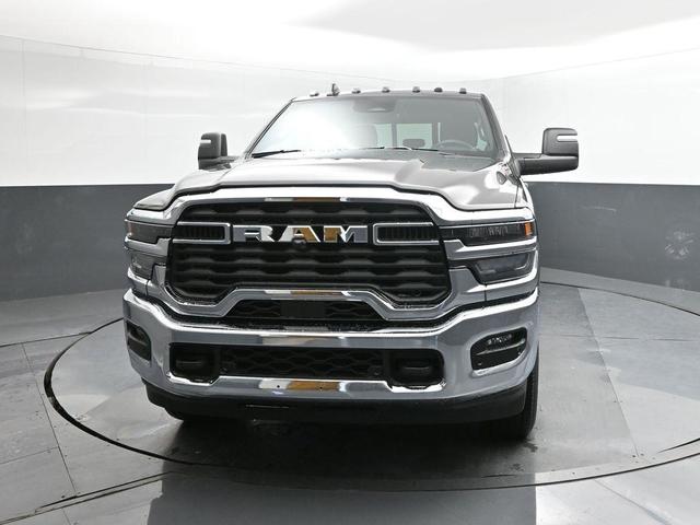 Photo of 2025 Granite Crystal Clearcoat Metallic RAM 2500