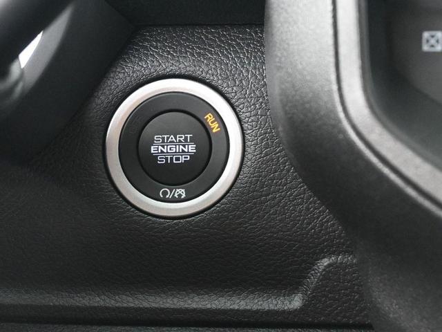 Photo of 2025 Granite Crystal Clearcoat Metallic RAM 2500