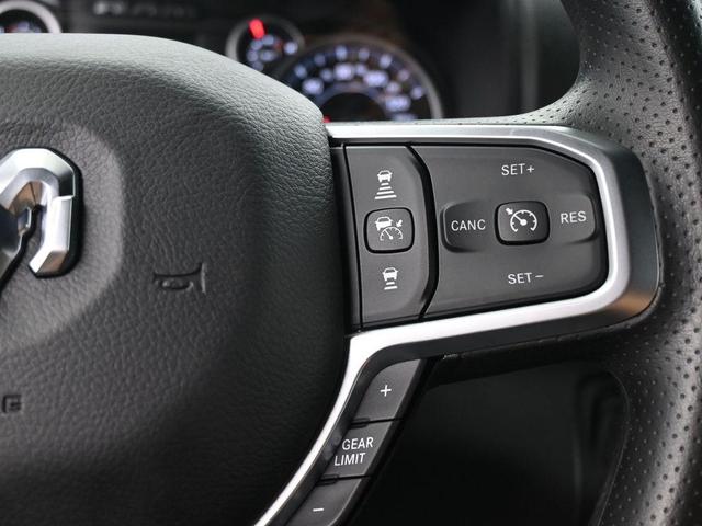 Photo of 2025 Granite Crystal Clearcoat Metallic RAM 2500