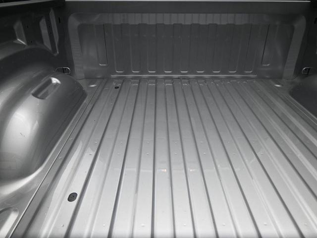 Photo of 2025 Billet Silver Metallic Clearcoat RAM 1500