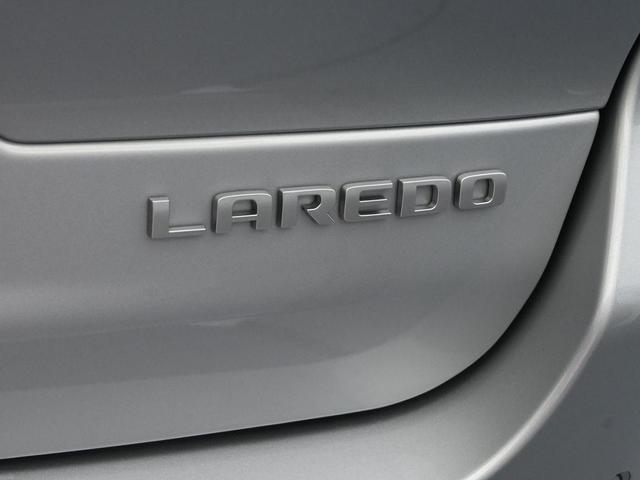 Photo of 2025 Silver Zynith Jeep Grand Cherokee L