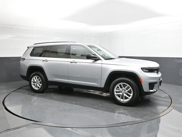 Photo of 2025 Silver Zynith Jeep Grand Cherokee L