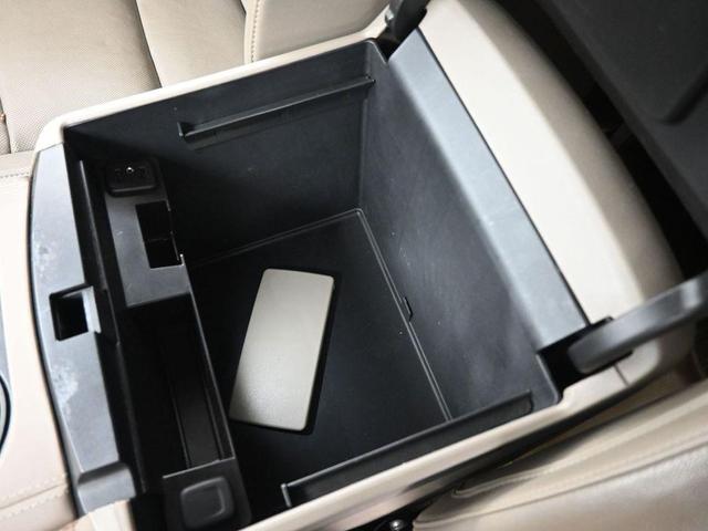 Photo of 2017 Summit White GMC Yukon