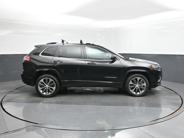 Photo of 2019 Diamond Black Jeep Cherokee