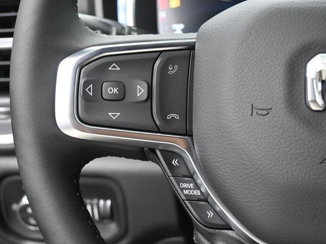 Photo of 2025 Bright White Clearcoat RAM 1500