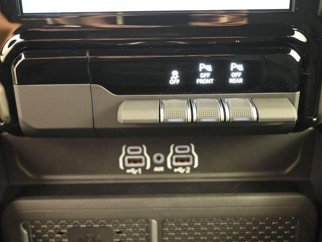 Photo of 2025 Bright White Clearcoat RAM 1500