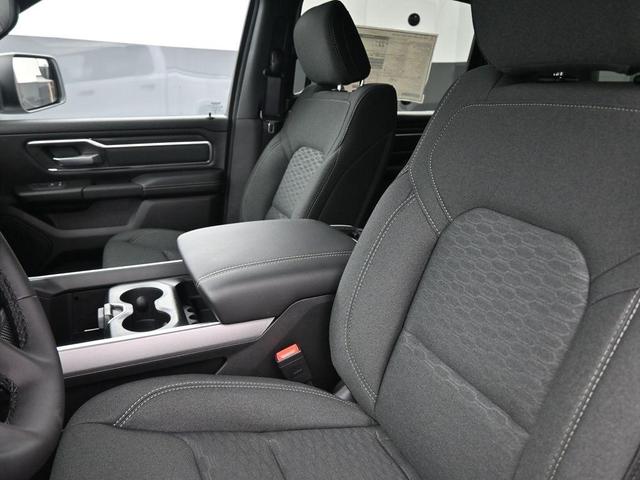 Photo of 2025 Bright White Clearcoat RAM 1500