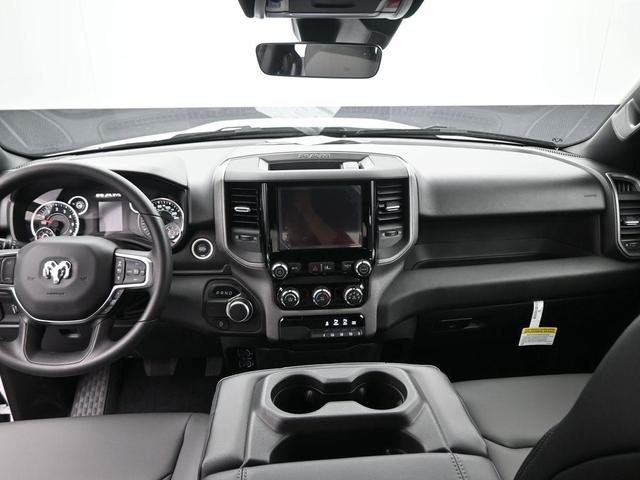 Photo of 2025 Bright White Clearcoat RAM 1500