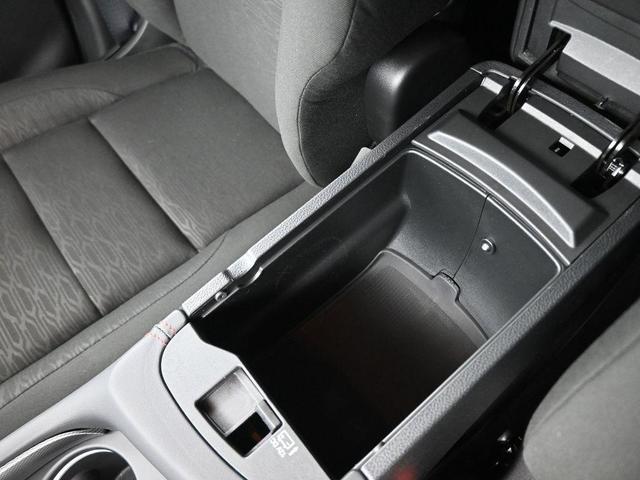 Photo of 2025 White Knuckle Clearcoat Dodge Durango