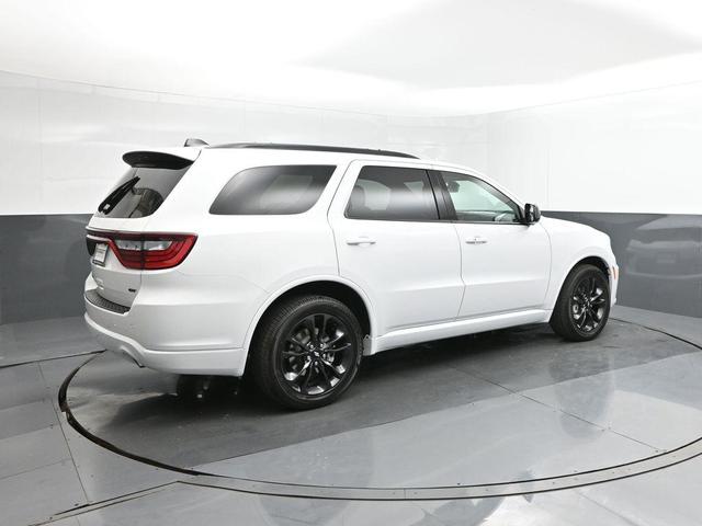 Photo of 2025 White Knuckle Clearcoat Dodge Durango