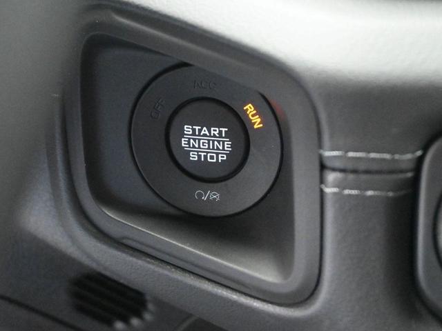 Photo of 2025 Bright White Clearcoat Jeep Wrangler