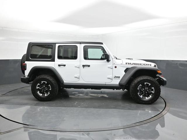 Photo of 2025 Bright White Clearcoat Jeep Wrangler