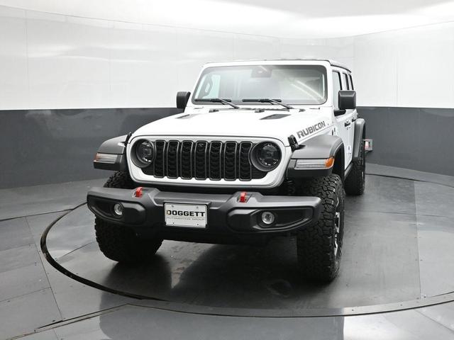 Photo of 2025 Bright White Clearcoat Jeep Wrangler