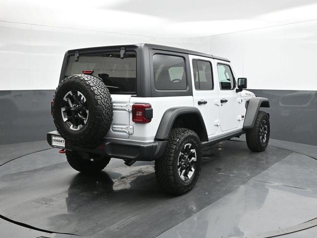 Photo of 2025 Bright White Clearcoat Jeep Wrangler