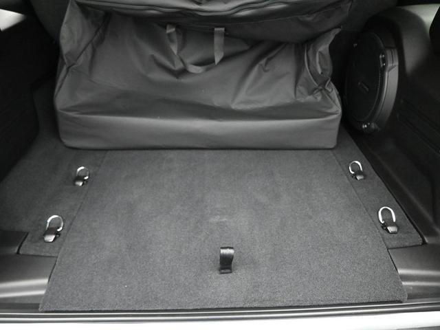 Photo of 2025 Bright White Clearcoat Jeep Wrangler