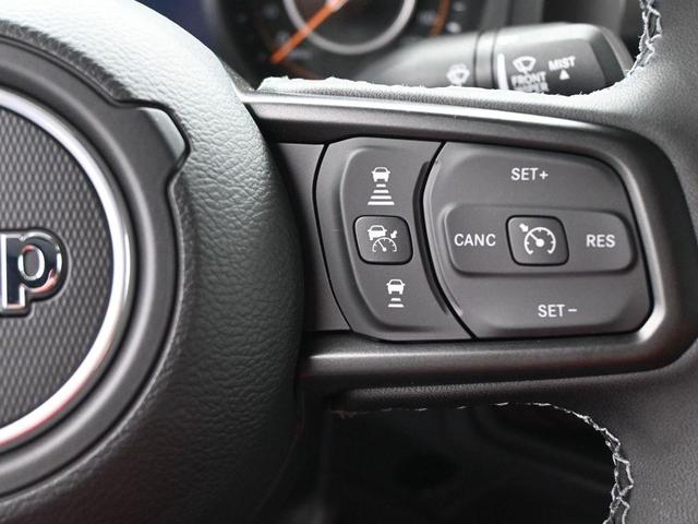 Photo of 2025 Anvil Clearcoat Jeep Gladiator