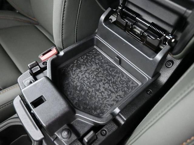 Photo of 2025 Anvil Clearcoat Jeep Gladiator