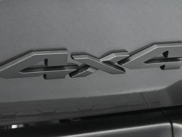 Photo of 2025 Granite Crystal Clearcoat Metallic RAM 2500