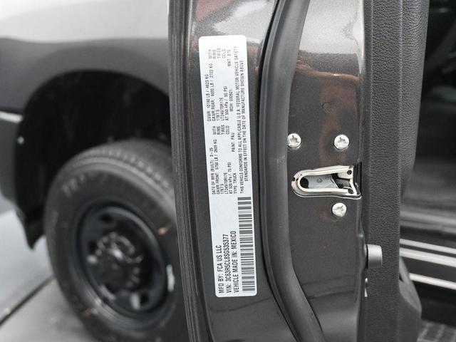 Photo of 2025 Granite Crystal Clearcoat Metallic RAM 2500