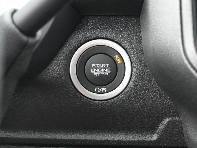 Photo of 2025 Granite Crystal Clearcoat Metallic RAM 2500
