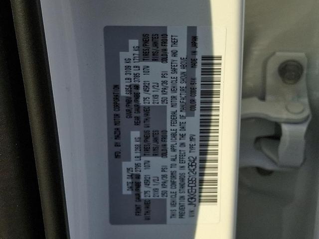 Photo of 2025 Rhodium Mazda CX-90