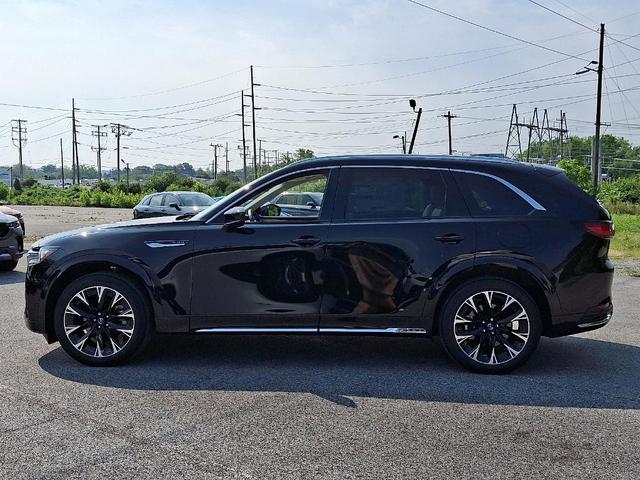 Photo of 2024 Jet Black Mica Mazda CX-90