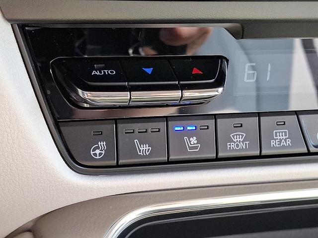 Photo of 2024 Jet Black Mica Mazda CX-90
