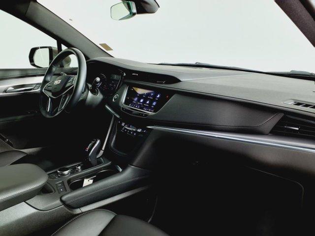 Photo of 2022 Latte Metallic Cadillac XT5