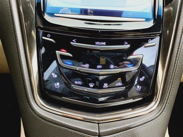 Photo of 2019 Crystal White Tricoat Cadillac CTS