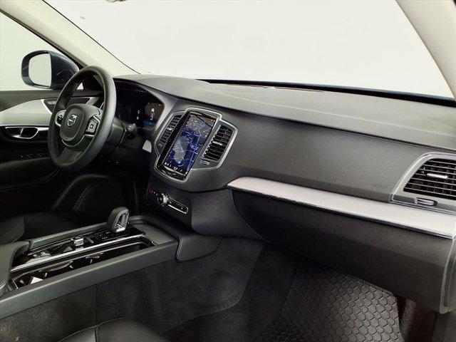 Photo of 2023 Thunder Gray Metallic Volvo XC90
