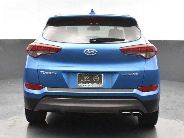 Photo of 2016 Caribbean Blue Hyundai TUCSON