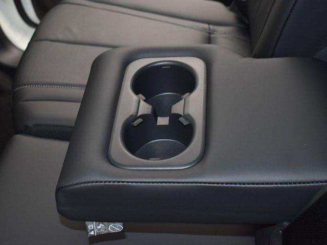 Photo of 2025 Majestic White INFINITI QX60