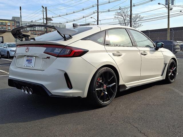 Photo of 2025 Championship White Honda Civic Type R