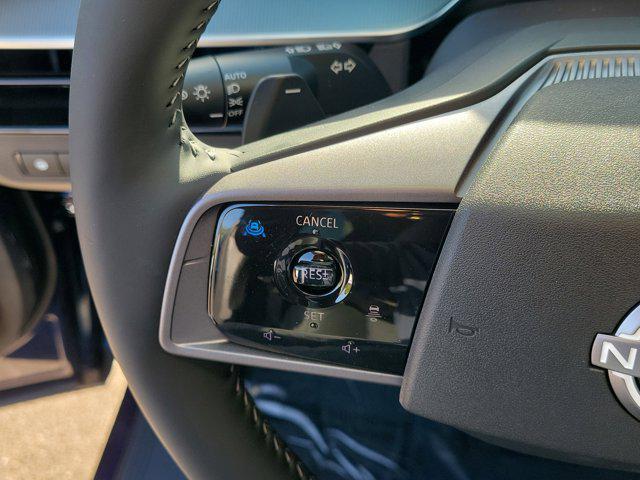 Photo of 2025 Deep Ocean Blue Pearl/Super Black Nissan Murano