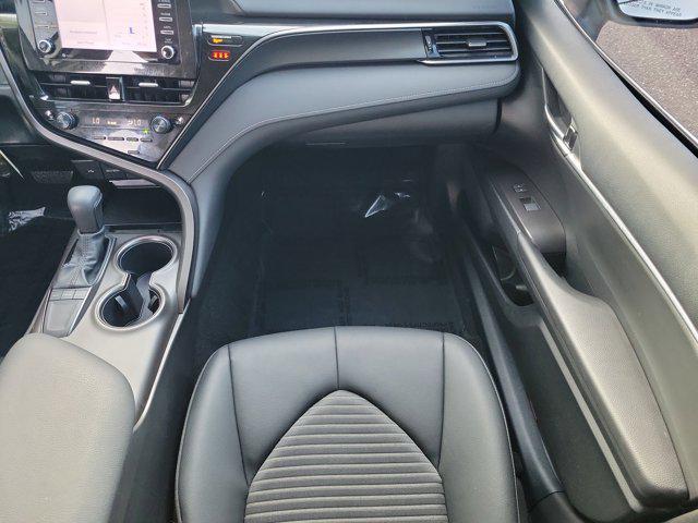 Photo of 2022 White Toyota Camry
