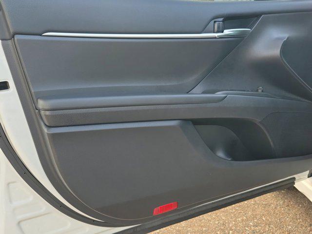 Photo of 2022 White Toyota Camry