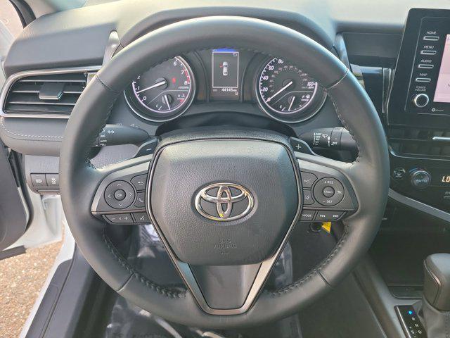 Photo of 2022 White Toyota Camry