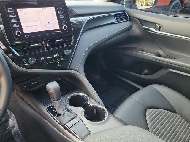 Photo of 2022 White Toyota Camry