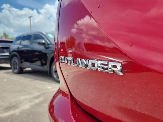 Photo of 2024 Red Diamond Mitsubishi Outlander