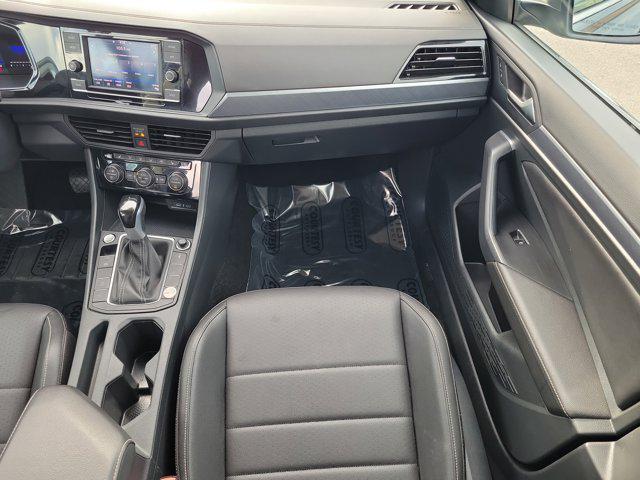 Photo of 2024 Deep Black Pearl Volkswagen Jetta