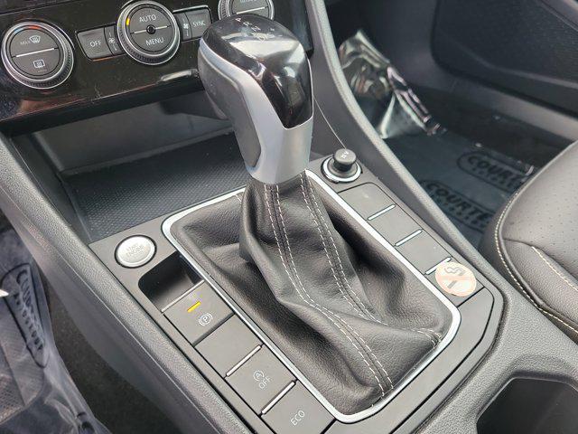 Photo of 2024 Deep Black Pearl Volkswagen Jetta