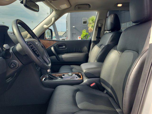 Photo of 2023 Aspen White Tricoat Nissan Armada