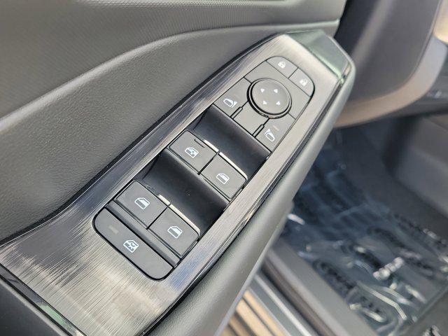 Photo of 2025 Gun Metallic Nissan Rogue