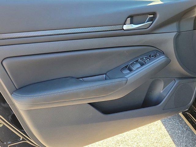Photo of 2025 Super Black Nissan Altima