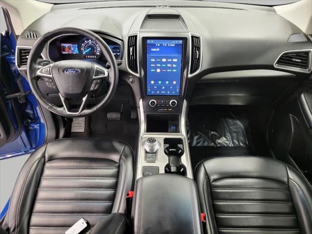 Photo of 2024 ATLAS BLUE Ford Edge