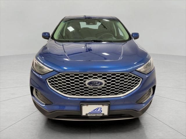 Photo of 2024 ATLAS BLUE Ford Edge