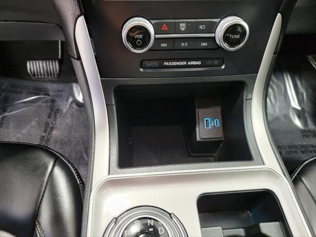 Photo of 2024 Agate Black Metallic Ford Edge