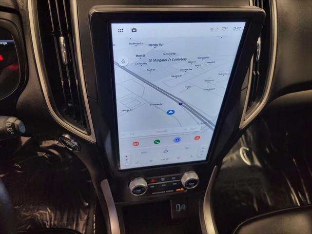 Photo of 2024 Agate Black Metallic Ford Edge